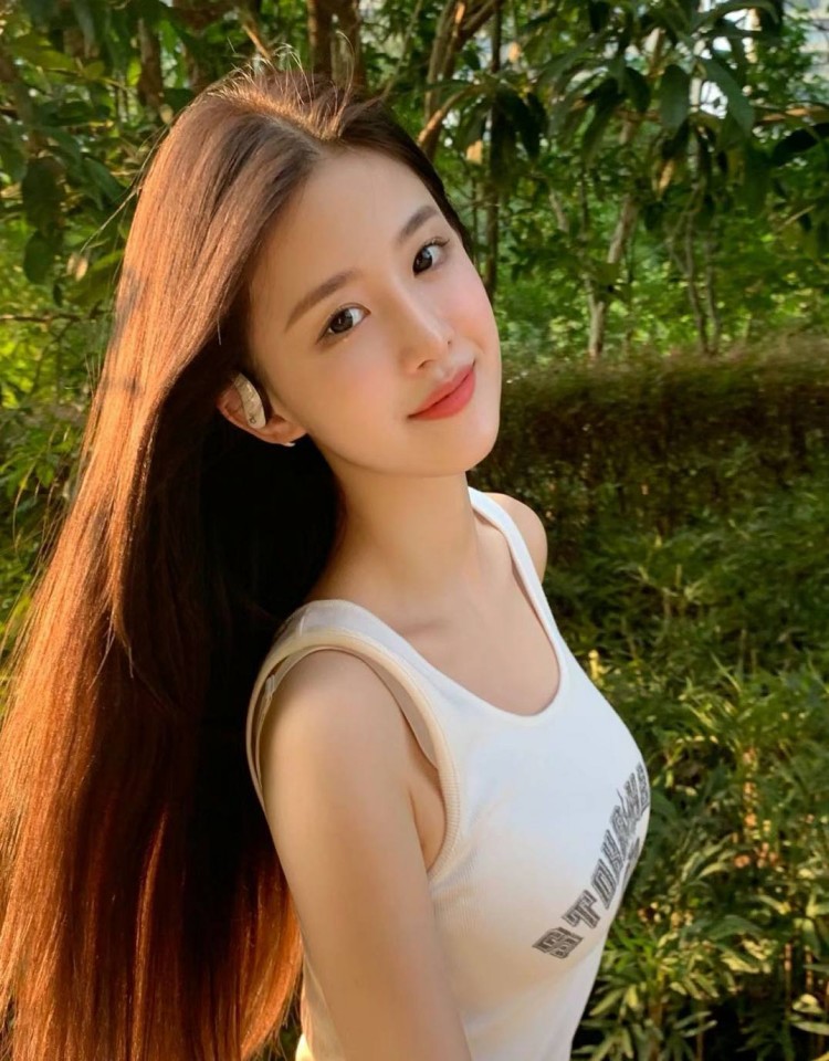 欧美mv日韩mv最火的一句歌词,手机在线播放